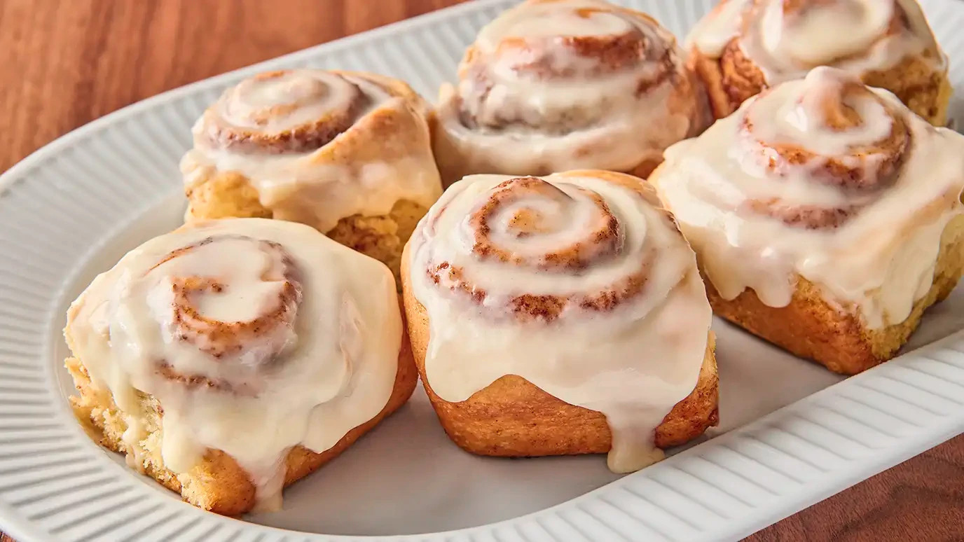 Swedish Cinnamon Buns (Kanelbullar) — baked with Chef Axl